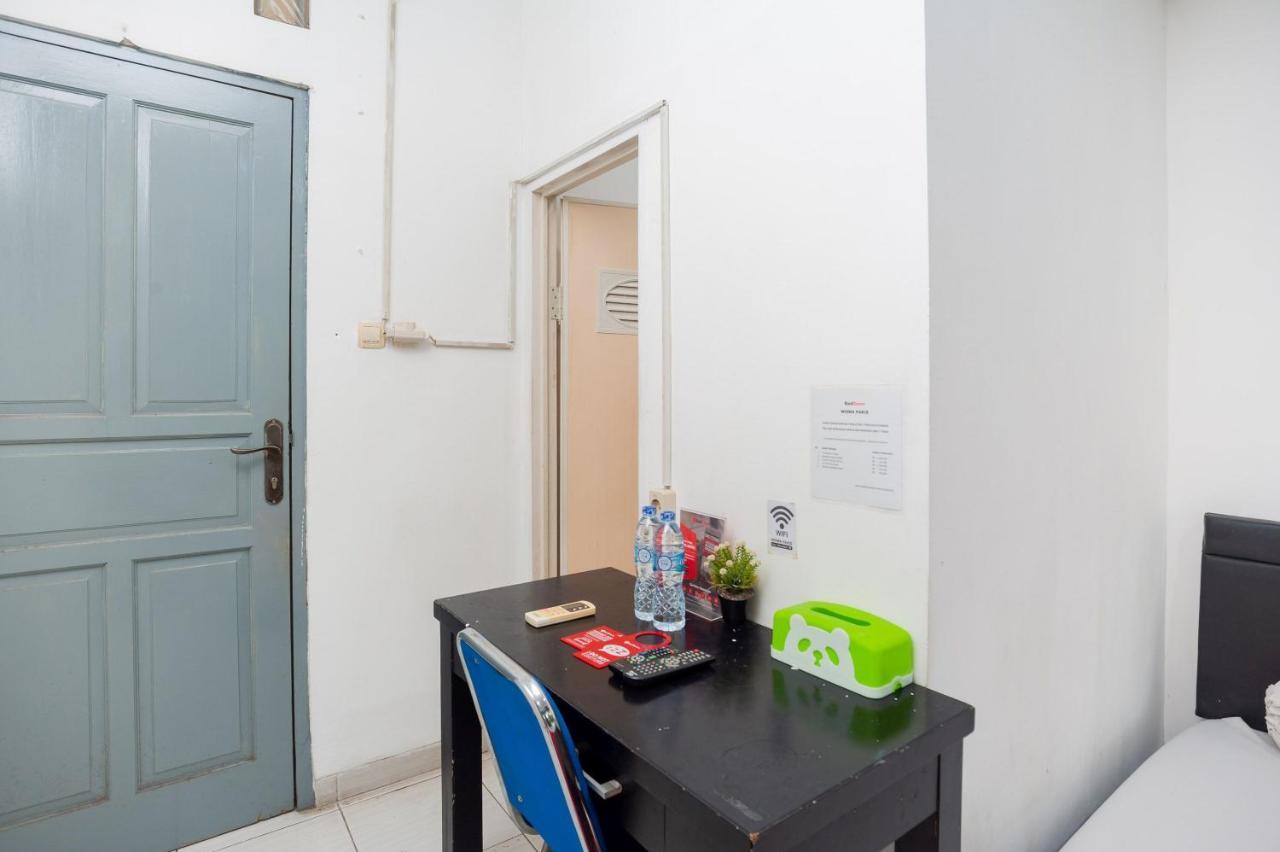 Reddoorz Syariah Near Grand Galaxy Park Hotel Ceger Buitenkant foto